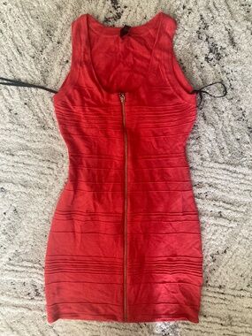 NWT Bebe 2b pink red gold zipper cutout back open sweater bodycon stretchy dress